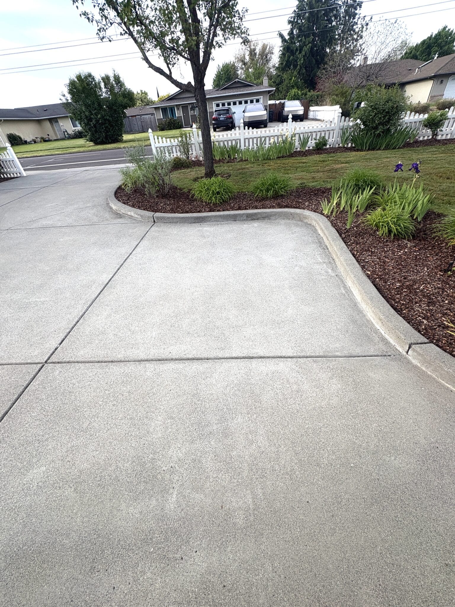 Driveway after pressure wash Medford OR
